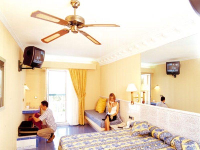 Diver Roquetas Hotel 4*