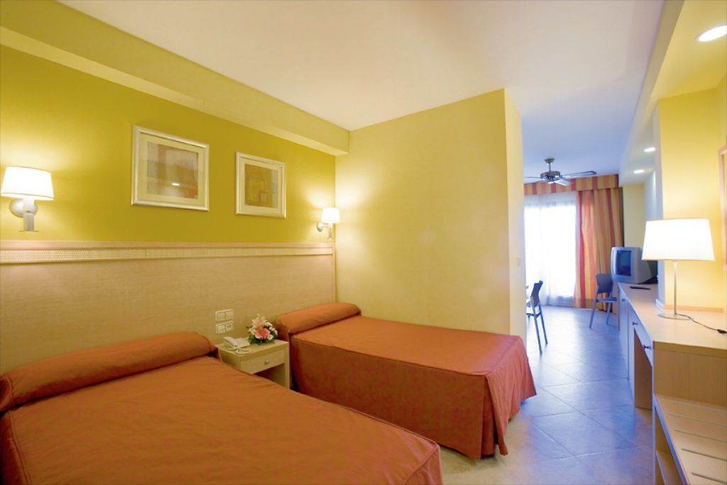 Fenix Family By Alegria Hotel 4*