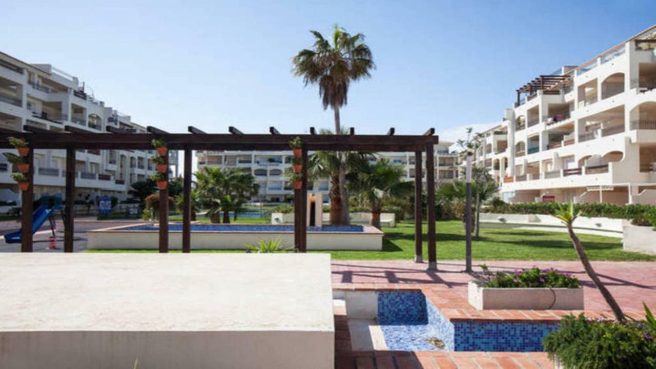 Paseo Del Golf Roquetas de Mar