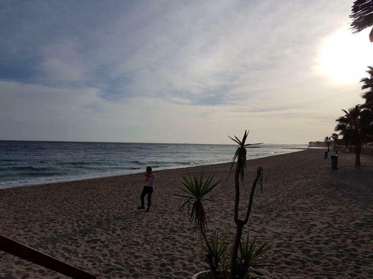 Apartamento Primera Linea De Playa Roquetas de Mar
