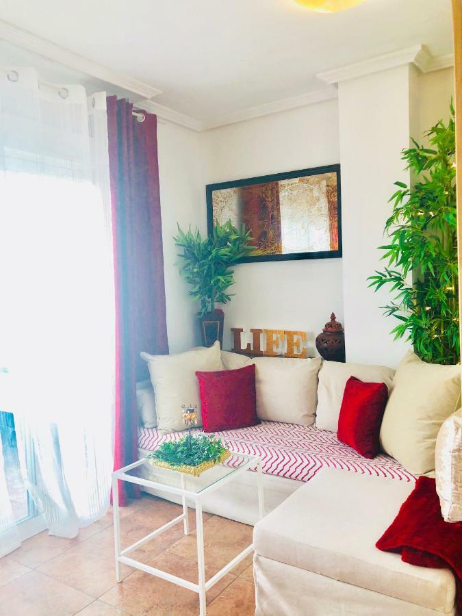Apartamento ático Deluxe Entre Centro Y Playa Salinas Con Terraza, Wifi, Piscina Climatizada, Gym, Sauna Y Garaje -smart Tv *