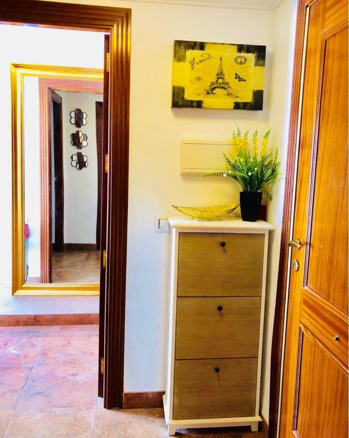 Apartamento ático Deluxe Entre Centro Y Playa Salinas Con Terraza, Wifi, Piscina Climatizada, Gym, Sauna Y Garaje -smart Tv *
