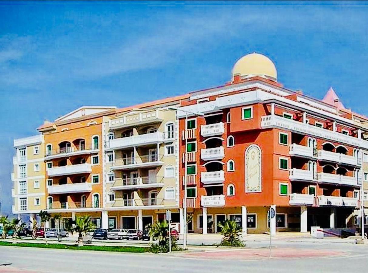 ático Deluxe Entre Centro Y Playa Salinas Con Terraza, Wifi, Piscina Climatizada, Gym, Sauna Y Garaje -smart Tv *