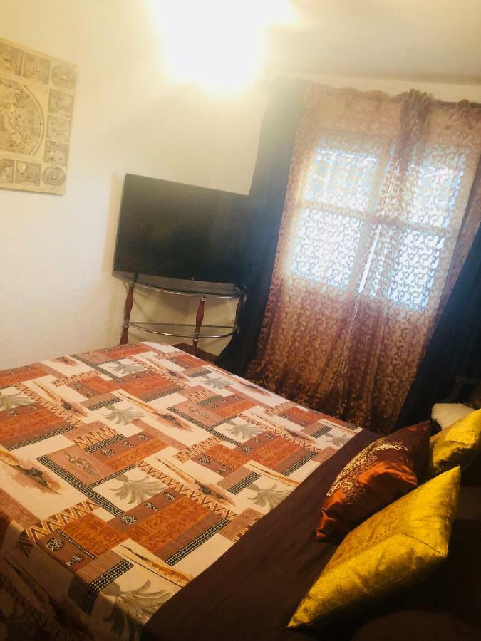 Gran Casa Con Terraza A 3 Min Playa Con Wifi - Rodeada De Servicios Roquetas de Mar