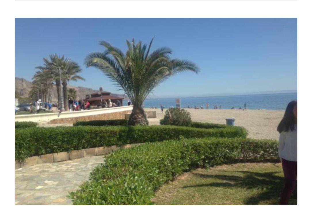 Gran Casa Con Terraza A 3 Min Playa Con Wifi - Rodeada De Servicios Сasa de vacaciones Roquetas de Mar