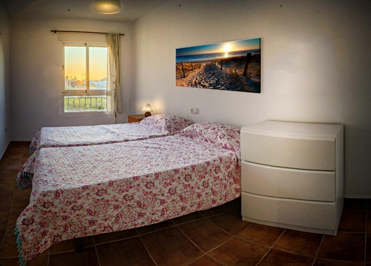 90 M2 En La Mejor Zona De Roquetas Apartamento *