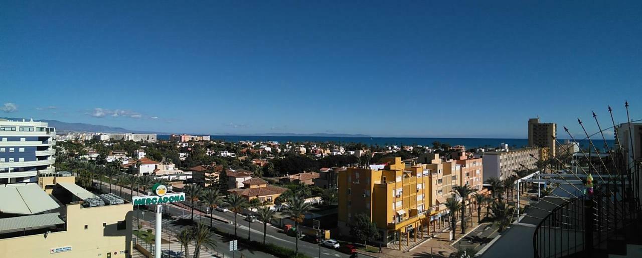 Sol Y Playa Roquetas-ático Con Piscina, Solarium Y Garaje * Roquetas de Mar
