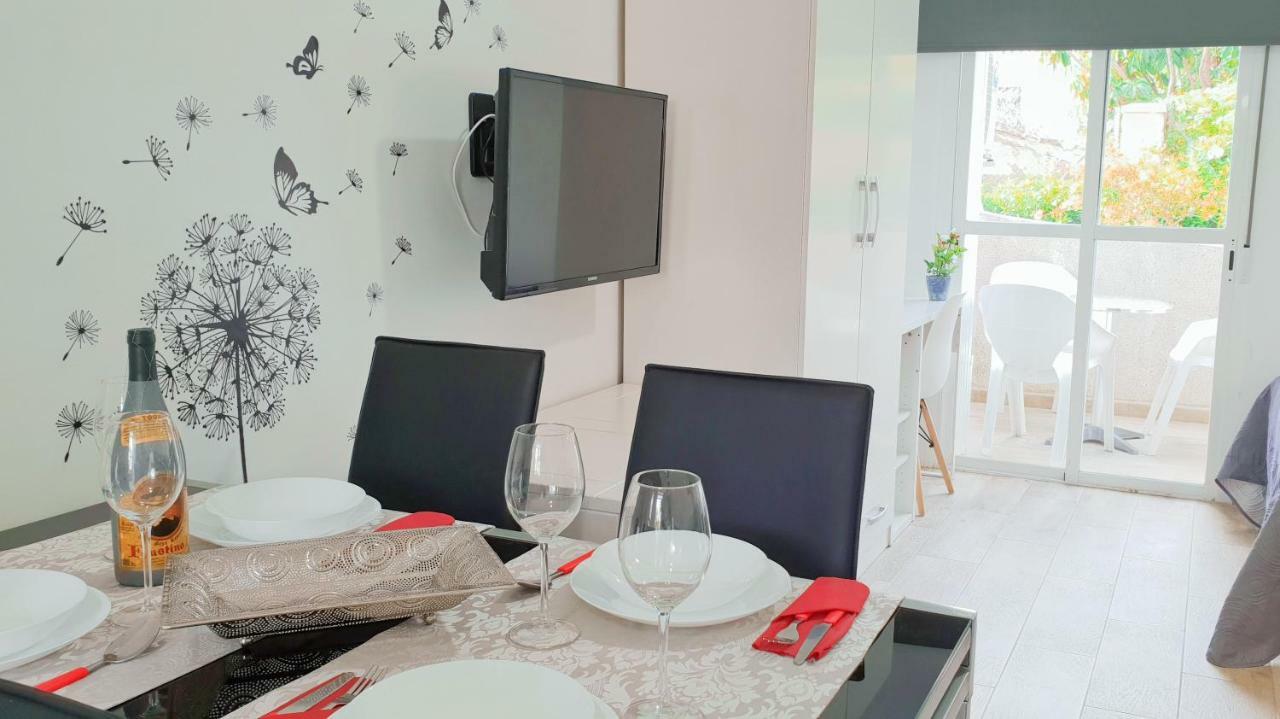 Stylish Club Tropicana Apartment Roquetas de Mar