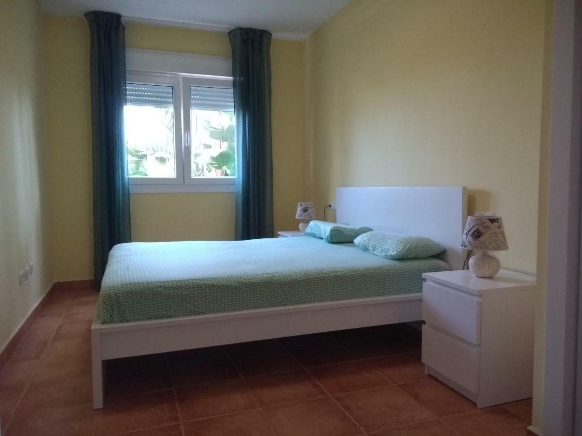 Apartamento Romana Golf Urbanizacion Con Wifi, Amplia Terraza, Piscinas, Paddel *