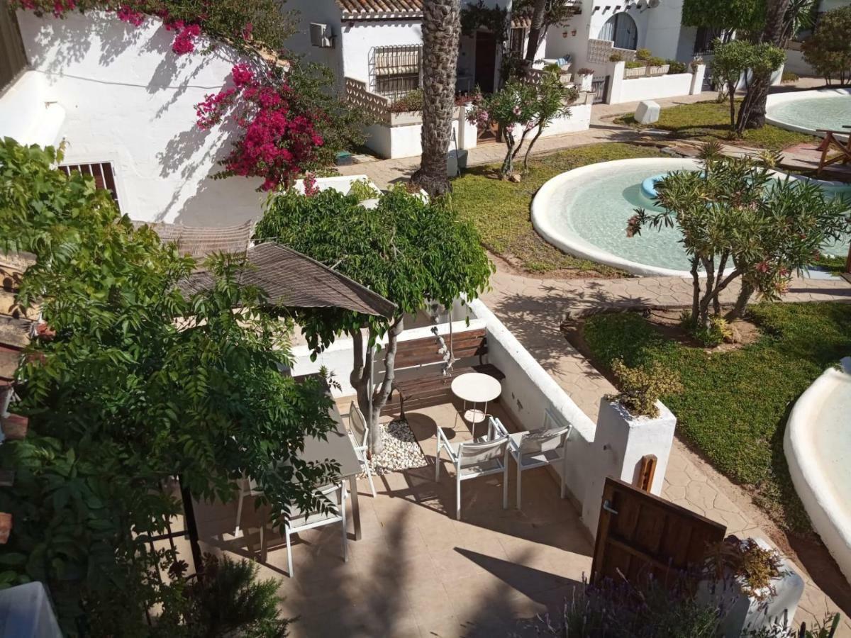 Lagos A 25 Metros Del Mar Apartamento Roquetas de Mar