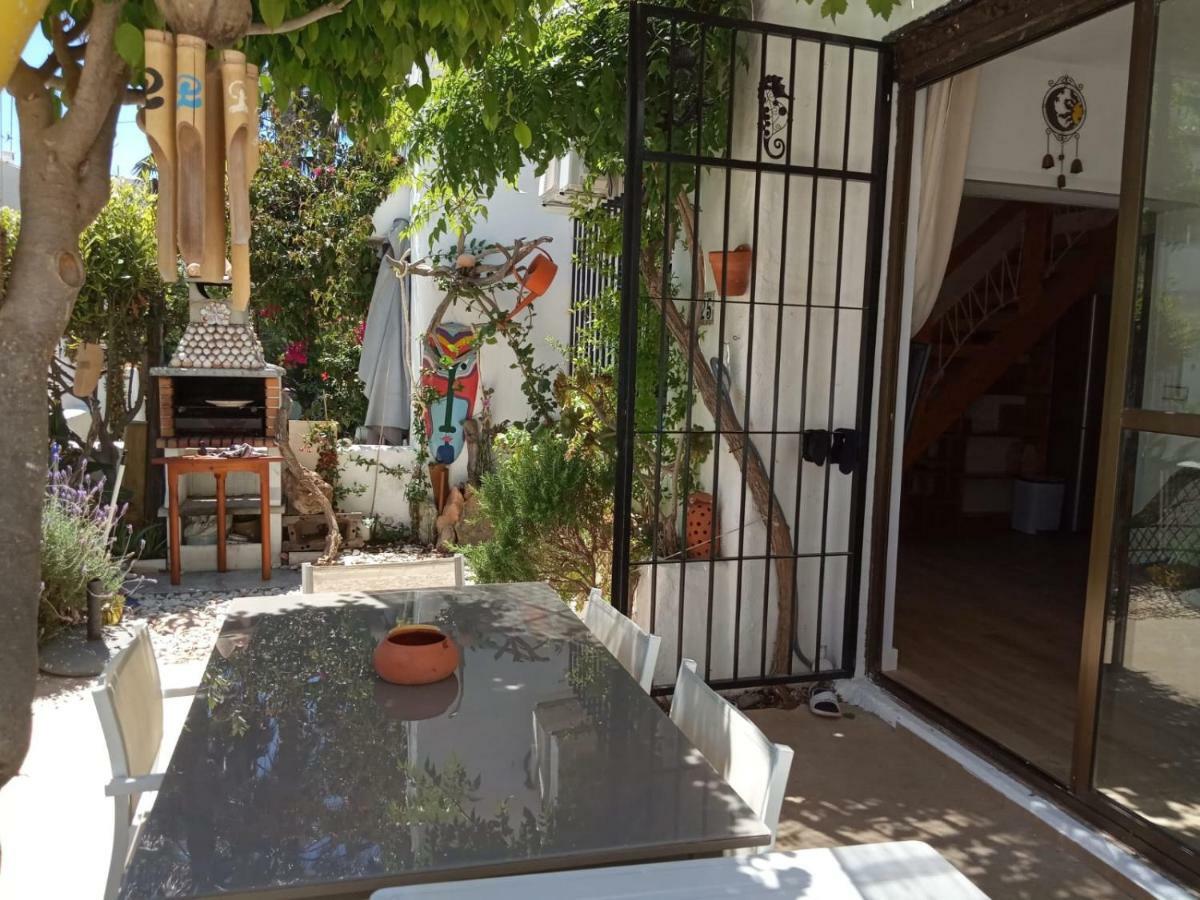Lagos A 25 Metros Del Mar Apartamento Roquetas de Mar