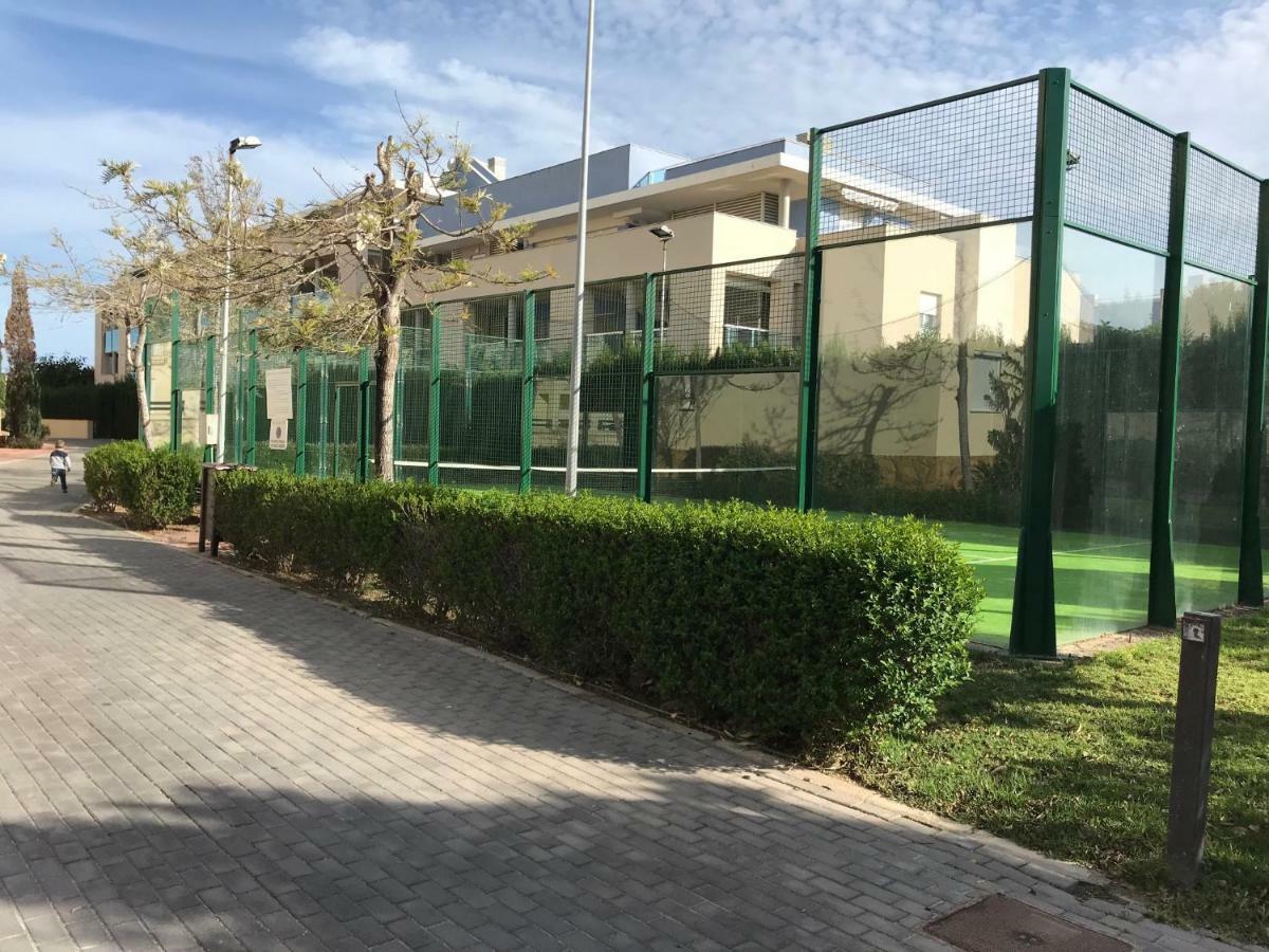 Romana Golf Urbanizacion Con Wifi, Amplia Terraza, Piscinas, Paddel Apartamento