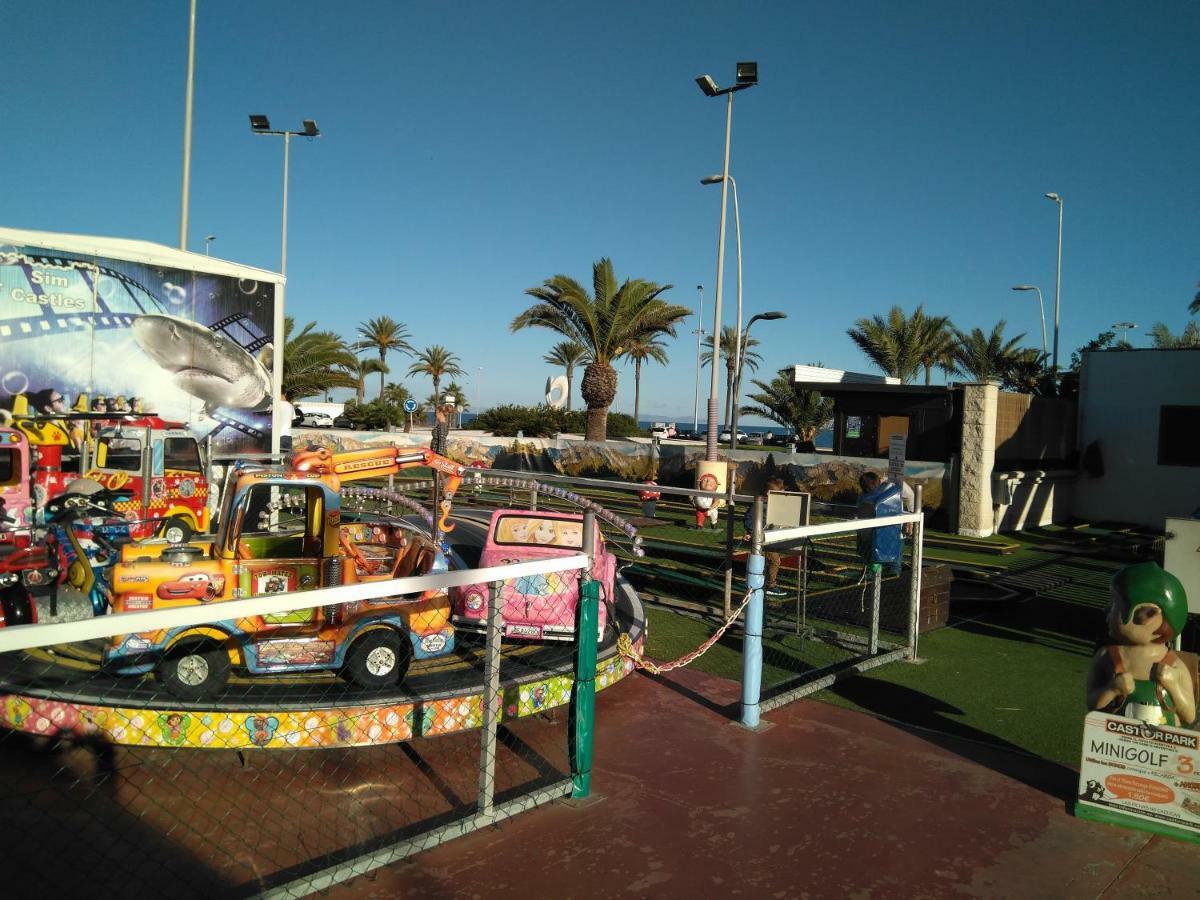Sol Y Playa Roquetas-ático Con Piscina, Solarium Y Garaje Apartamento