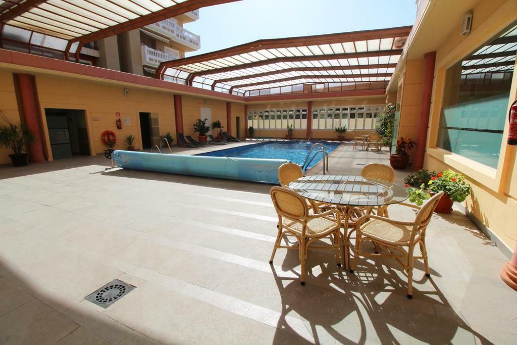 ático Deluxe Entre Centro Y Playa Salinas Con Terraza, Wifi, Piscina Climatizada, Gym, Sauna Y Garaje -smart Tv *