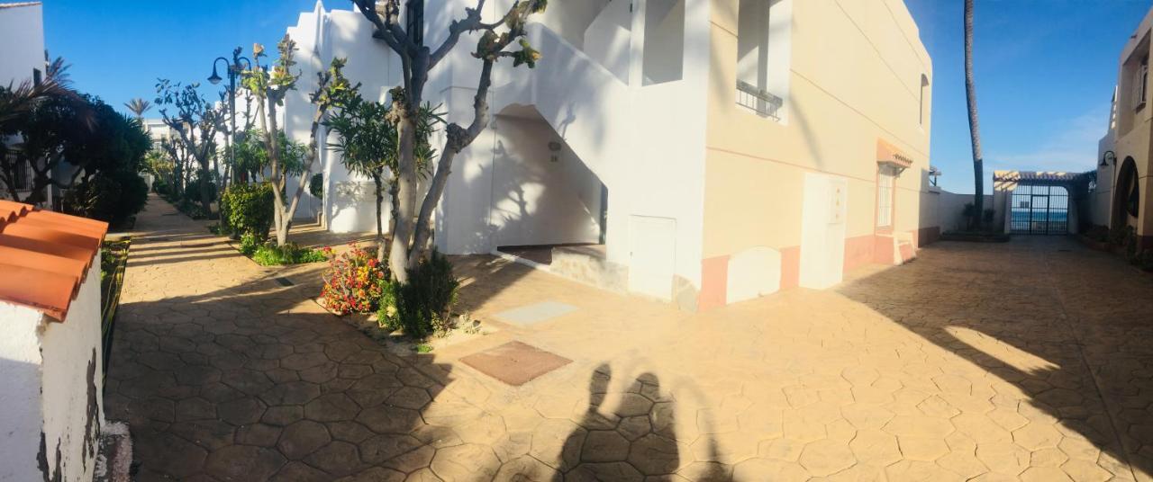 Сasa de vacaciones Preciosa Casita Junto Al Mar