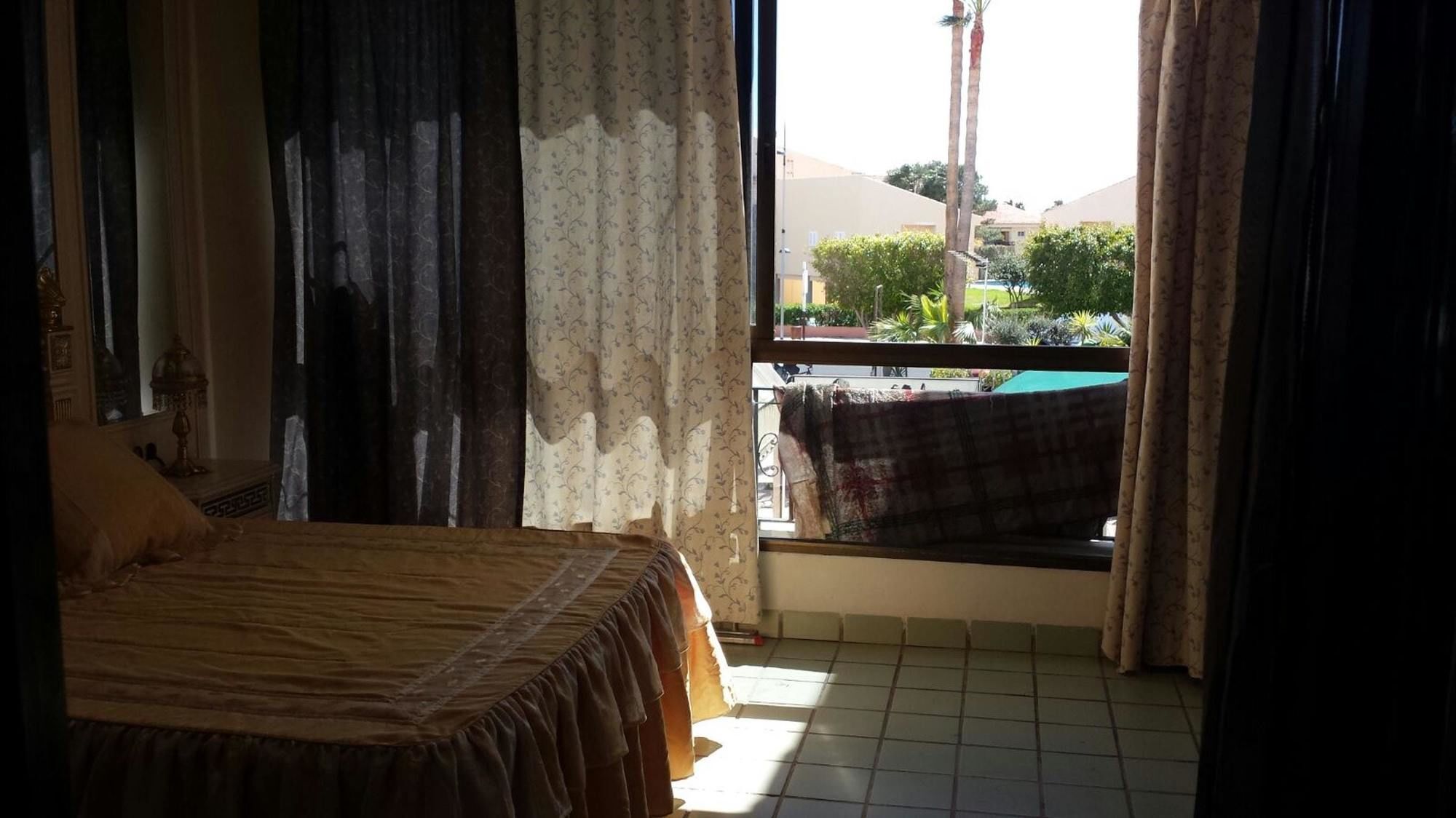 With 2 Bedrooms In Roquetas De Mar, With Pool Access And Ter Apartamento Roquetas de Mar