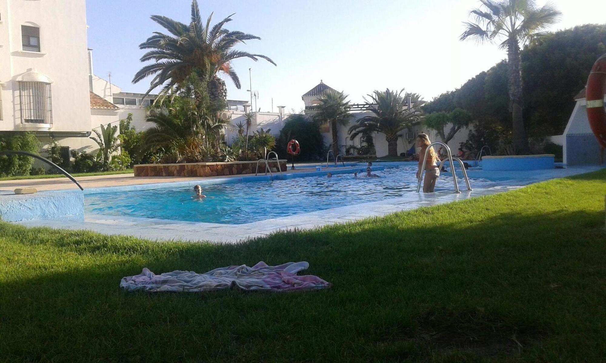 With 2 Bedrooms In Roquetas De Mar, With Pool Access And Ter * Roquetas de Mar