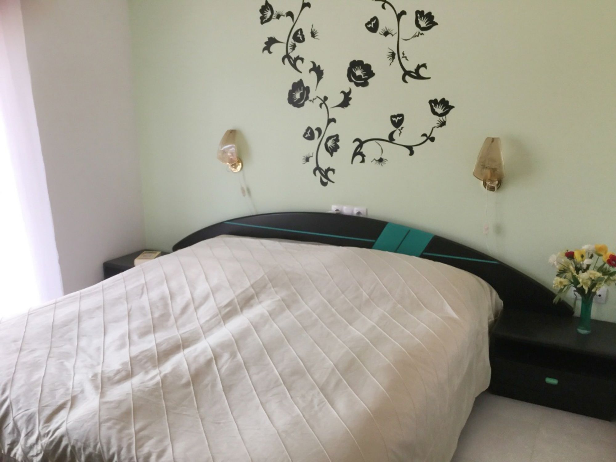 Spacious 2-bedroom With 3 Large Terraces And Wifi In Roqueta *