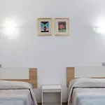 Hostal Moya