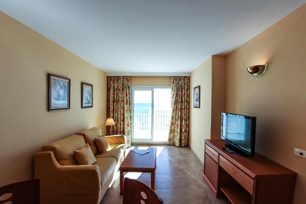 Bahia Serena (adults Only) Aparthotel