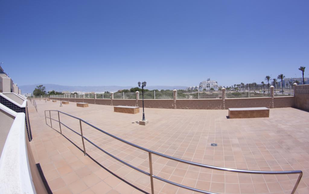 Apartamento H3 Laguna-playa Roquetas de Mar