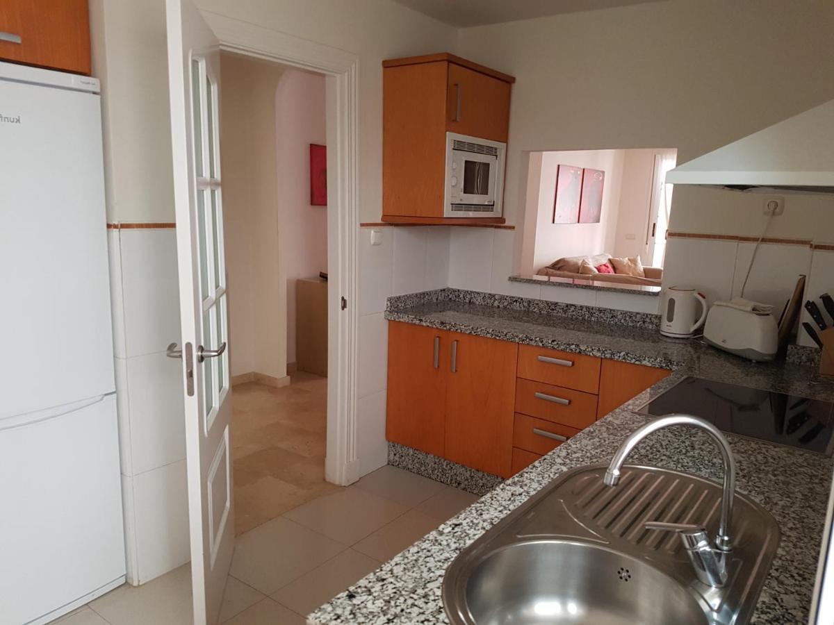 Pelicanos Golf & - Spacious And Modern With Terrace And Private Pool