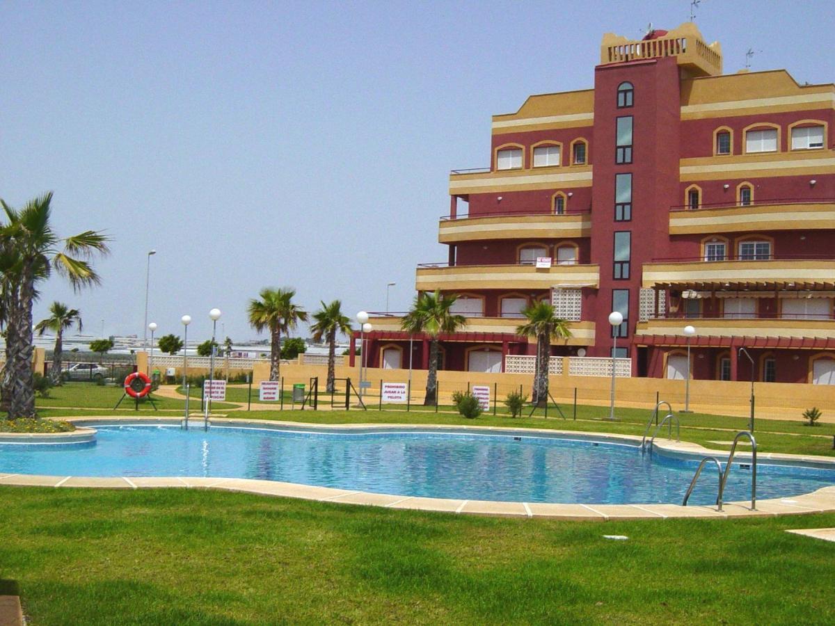 Pelicanos Golf & - Spacious And Modern With Terrace And Private Pool Apartamento *