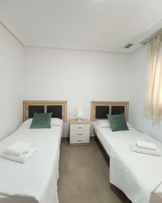 Apartamento Roquetas 12, Vistas Al Mar, Piscina Y Garaje *