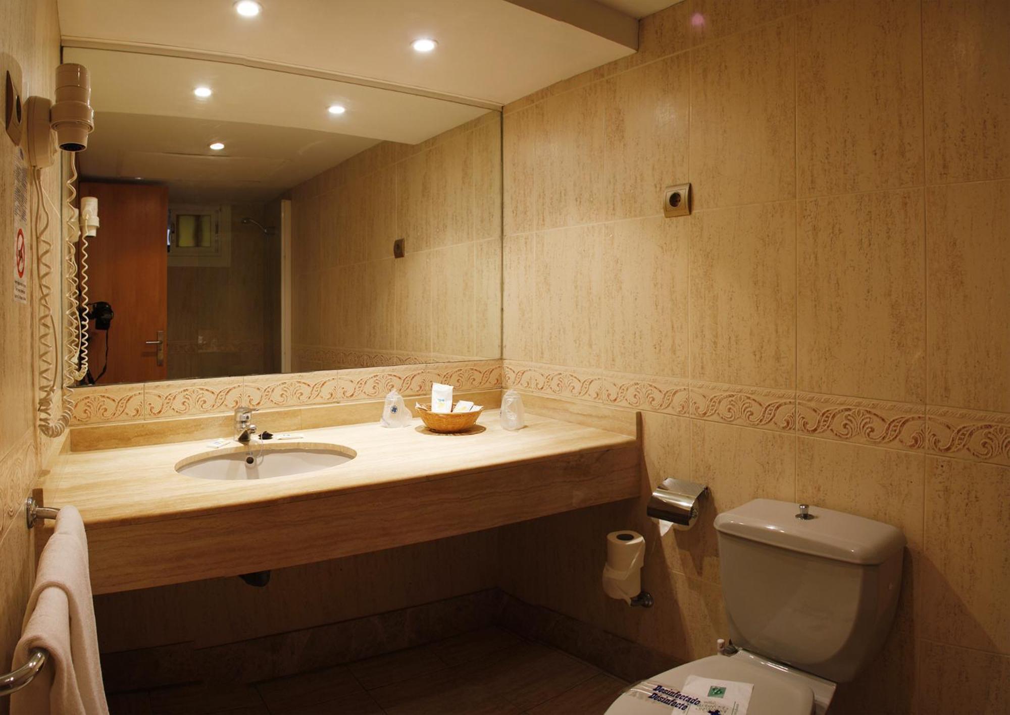Aparthotel Bahia Serena (adults Only)