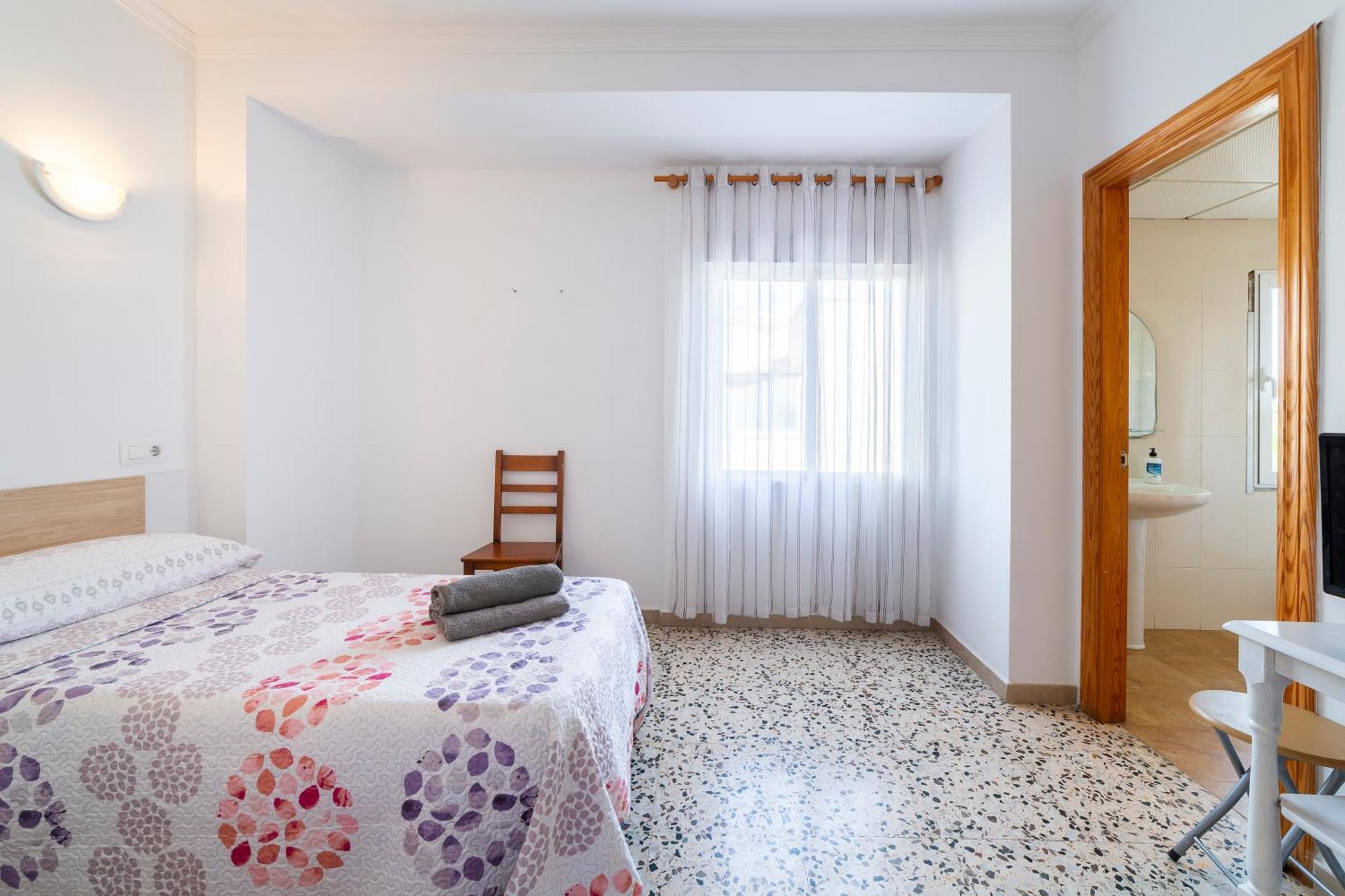 Moya Guest house Roquetas de Mar