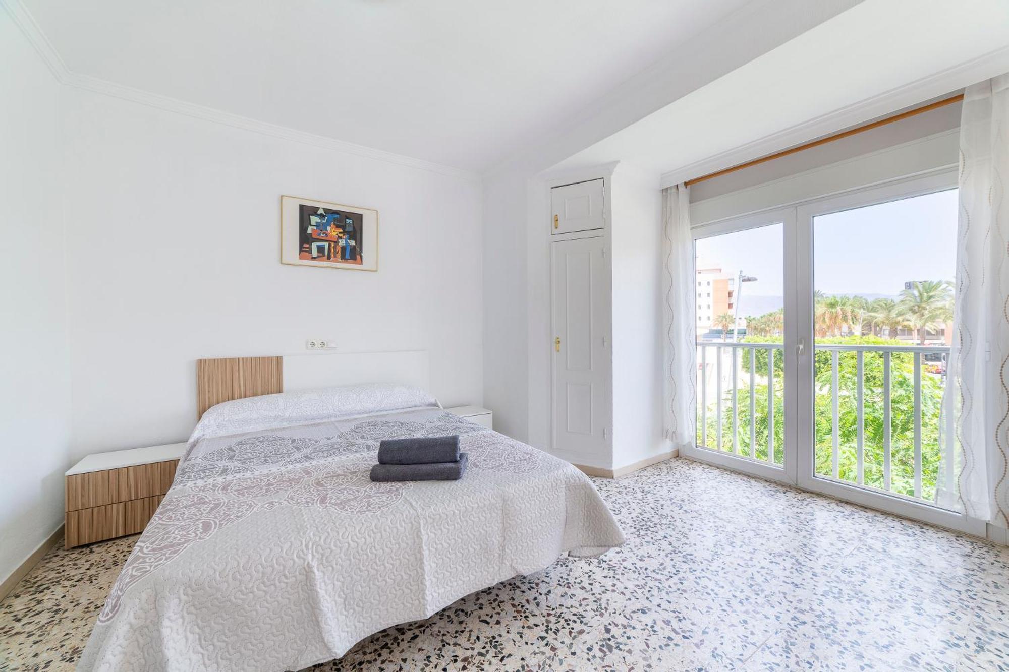 Moya Guest house Roquetas de Mar
