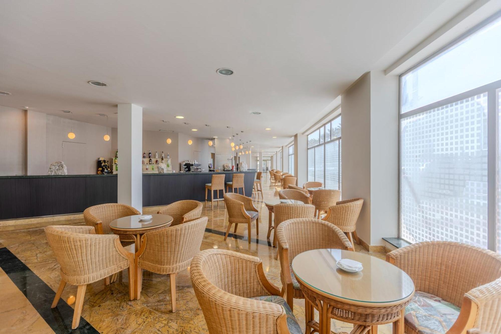 Roquetas Hotel