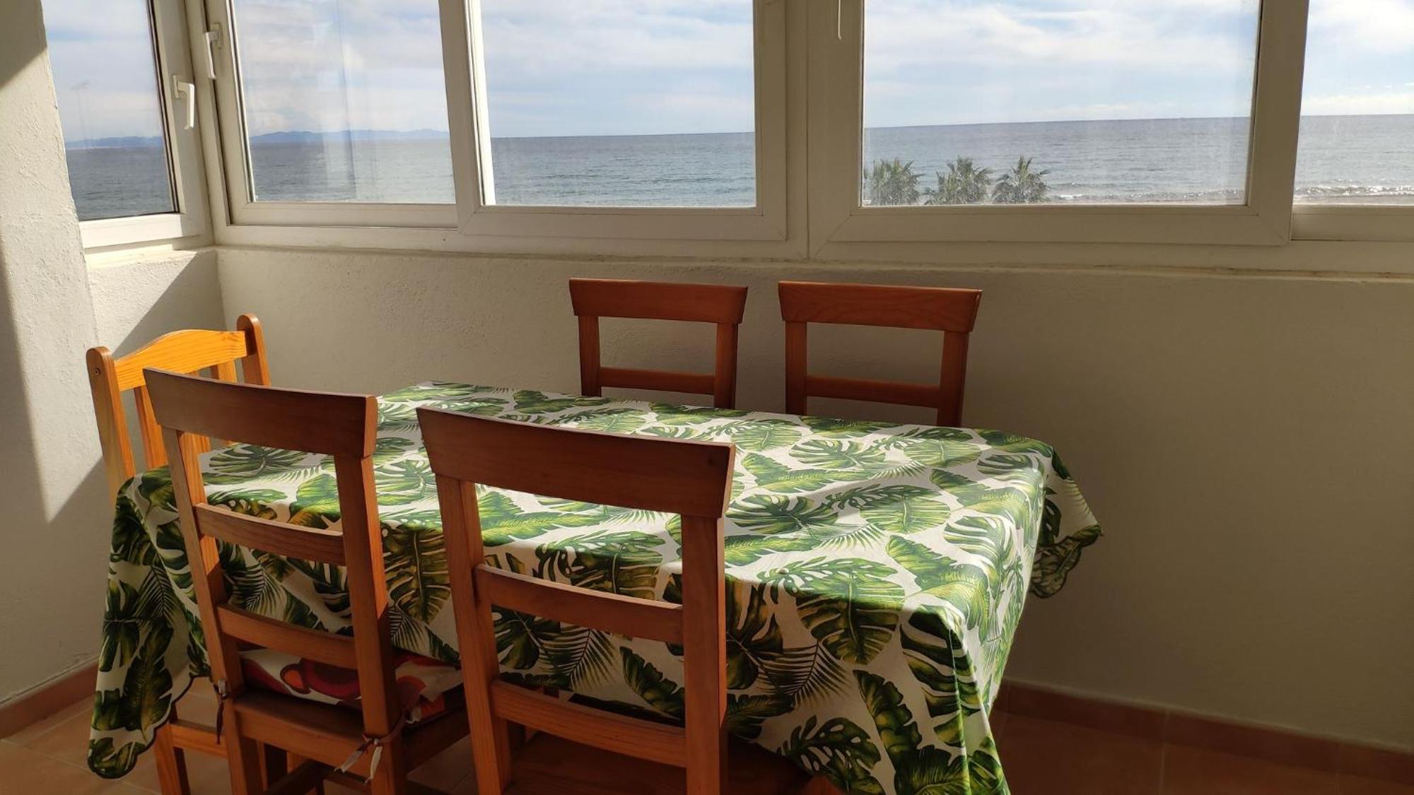 Apartamento 2 Bedroom Front Line Of The