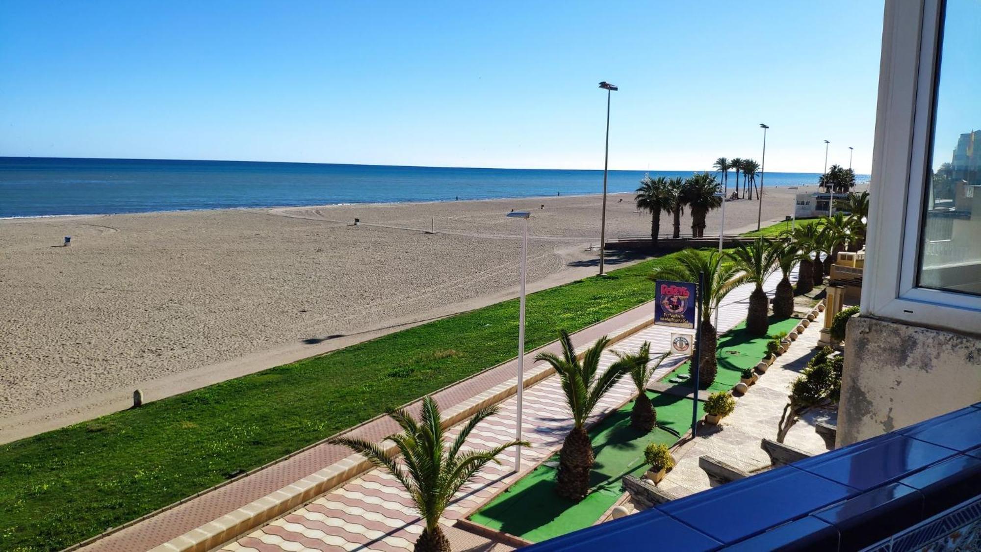 2 Bedroom Front Line Of The Apartamento *