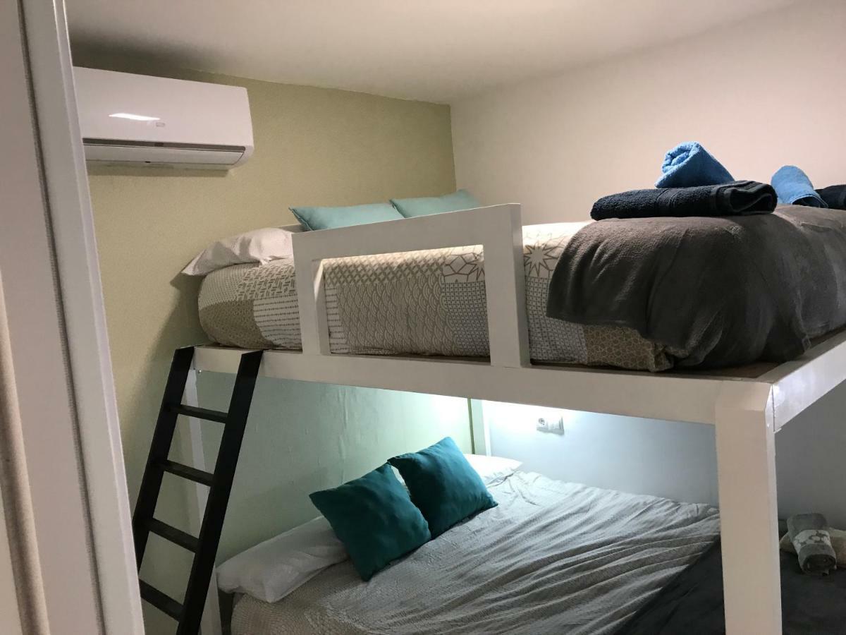 Nuevo Apartamento En Primera Linea De Playa * Roquetas de Mar