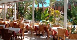 Aparthotel Arena Center 4*
