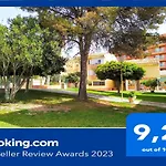 Atractivo Apartamento En La Playa Con Parking