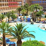 Attractive Holiday Home In Roquetas De Mar Surrounded By Beaches