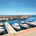 Nice Home In Roquetas De Mar With Kitchenette
