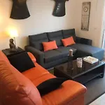 Piso Acogedor Con Piscina