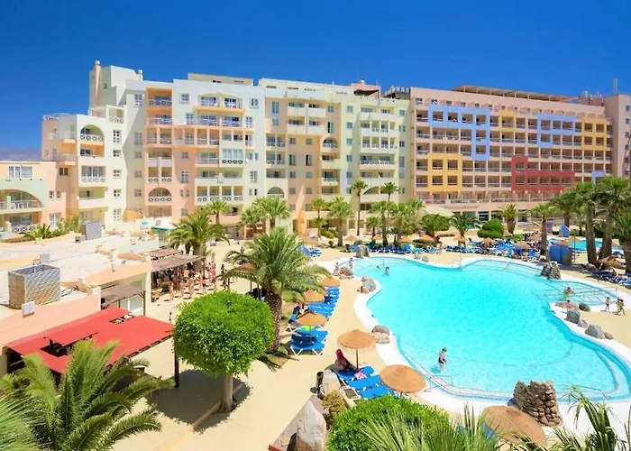 Attractive Holiday Home In Roquetas De Mar Surrounded By Beaches