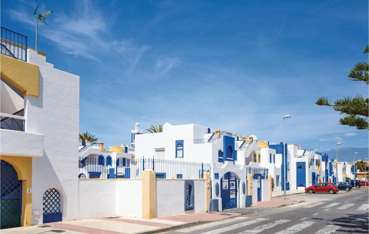 Сasa de vacaciones In With Kitchenette