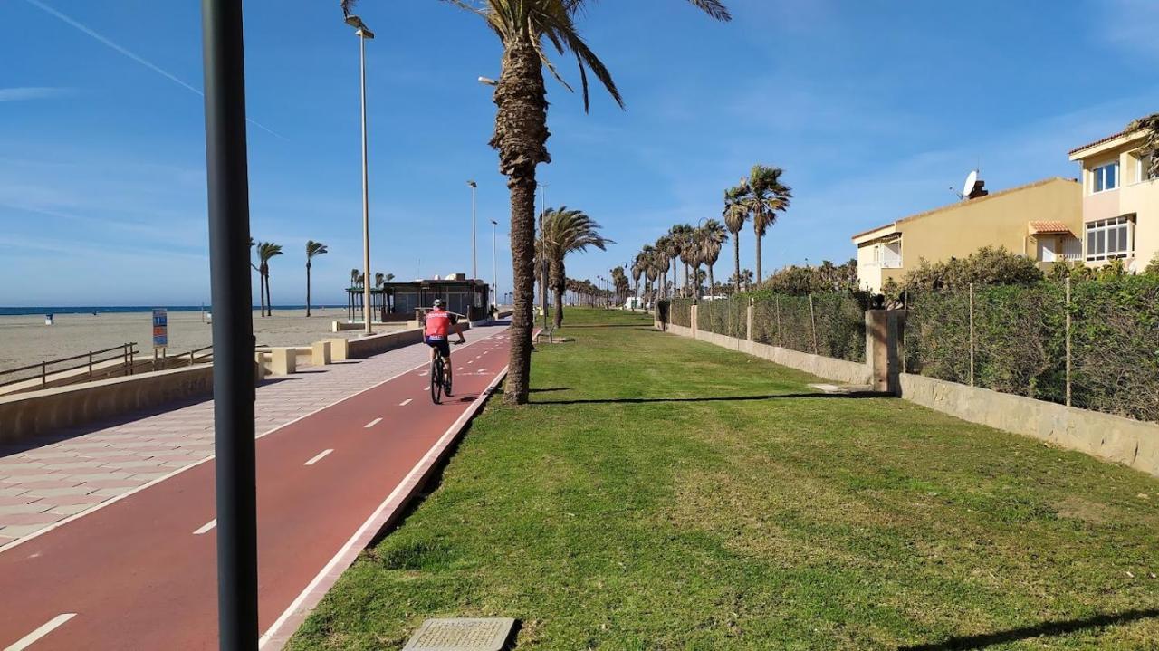 Atractivo En La Playa Con Parking *