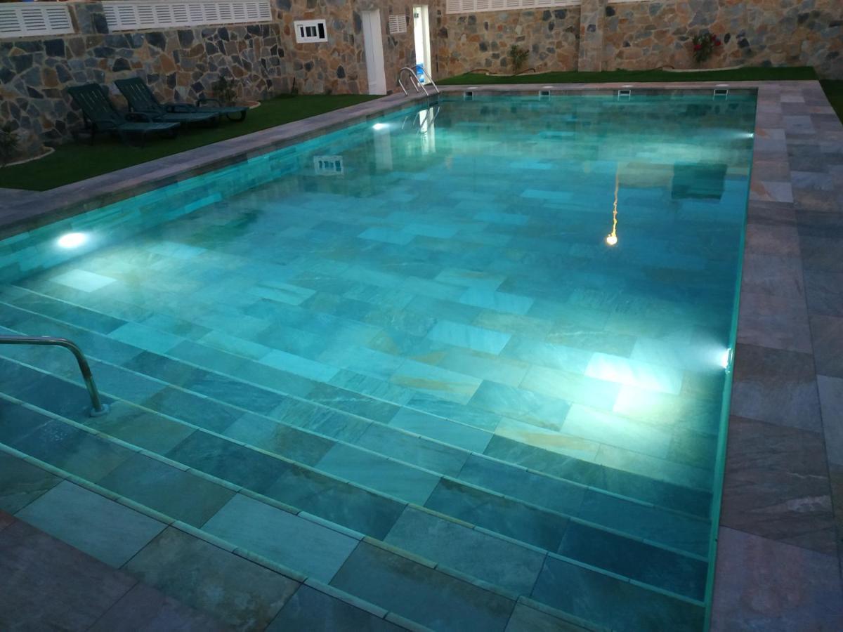 Urbanisation With Pool 3rd Line Villa Roquetas de Mar