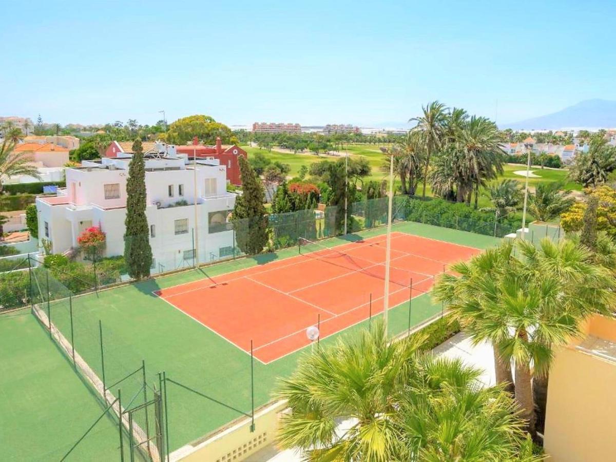 Attractive In Surrounded By Beaches Сasa de vacaciones *