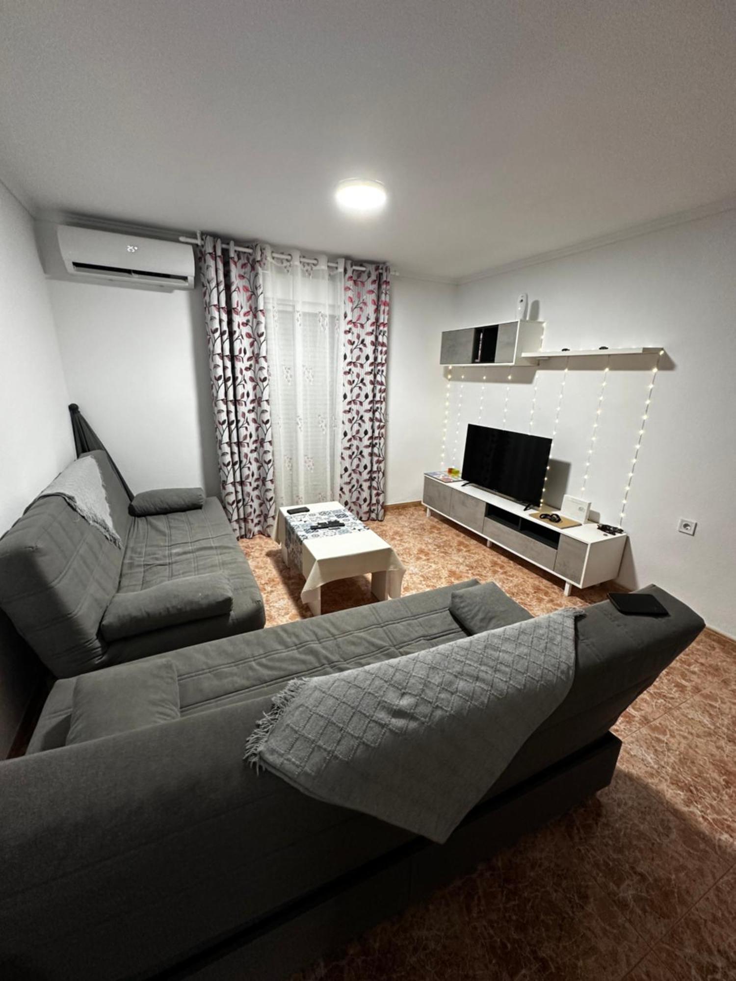 Nuki Apartment Roquetas de Mar