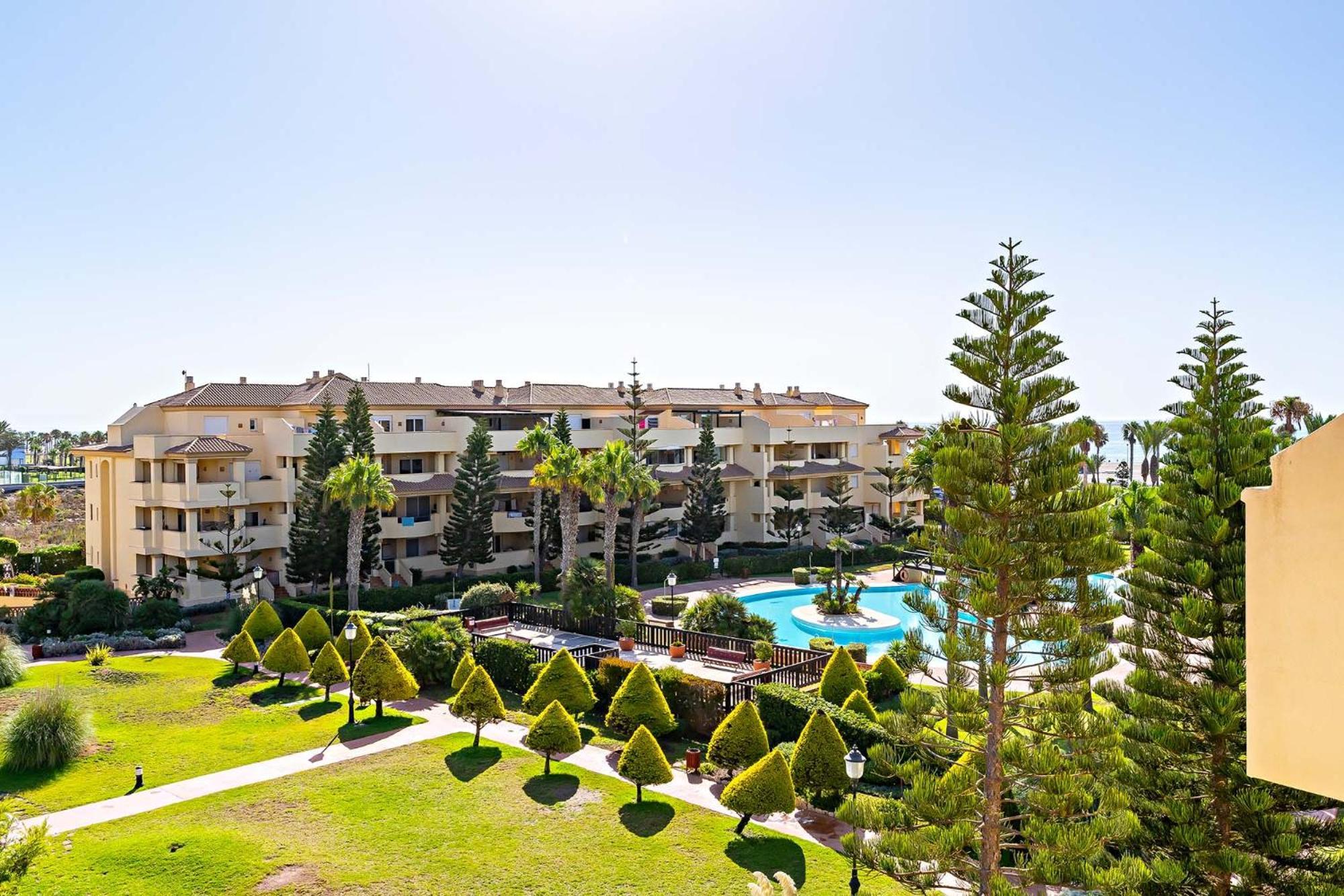 Paraiso Romana Residencial Roquetas de Mar