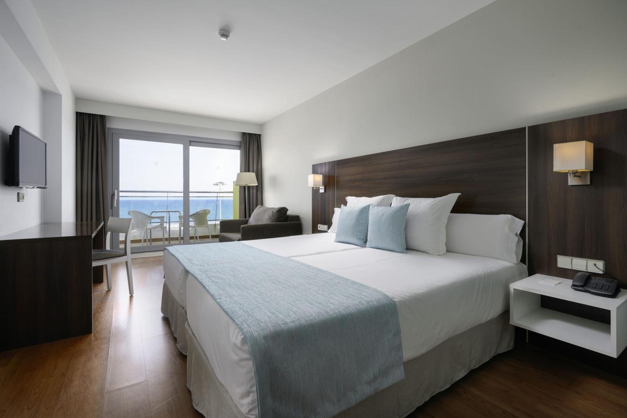 Alua Golf Trinidad Hotel 4*