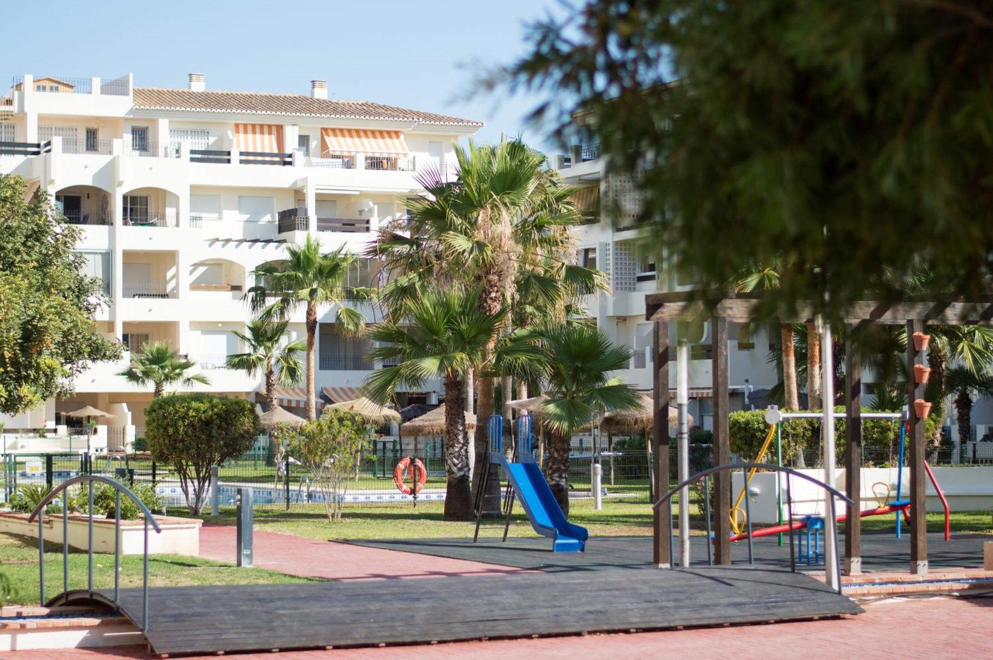 Precioso Bajo En Vereda Golf Apartment *