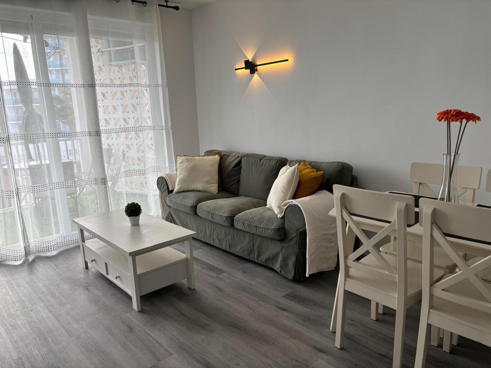 Apartamento Arenales Roquetas de Mar